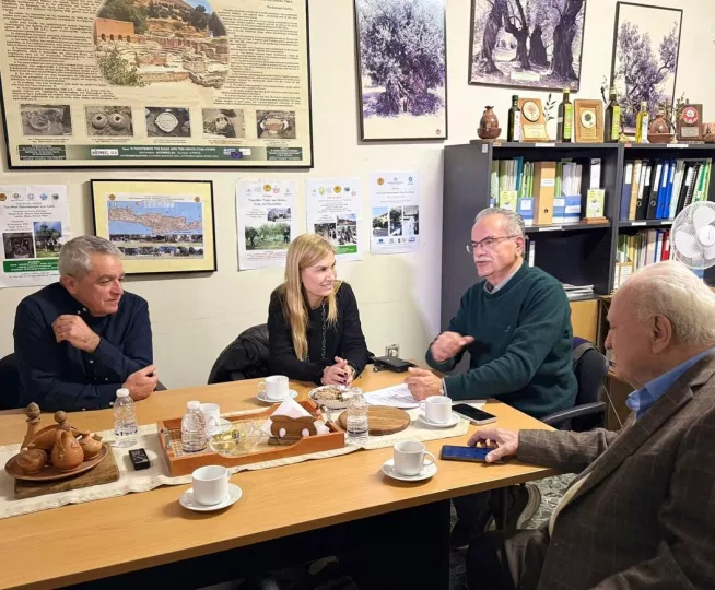 Συνάντηση της Σ. Βολουδάκη με εκπροσώπους της Διοίκησης του Συνδέσμου Ελαιοκομικών Δήμων Κρήτης (ΣΕΔΗΚ)