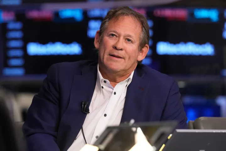 Ο Ρικ Ράιντερ κερδίζει έδαφος στην κούρσα για τη θέση του προέδρου της Fed