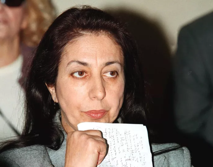 Πέθανε η Αναστασία Αθήνη, η γυναίκα που χαστούκισε μπροστά στις κάμερες τη Δήμητρα Λιάνη το 1997