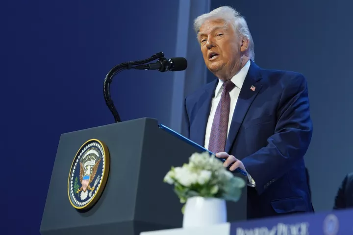 Ο Τραμπ στέλνει τον «τσάρο των συνόρων» Τομ Χόμαν στη Μινεσότα μετά τη δεύτερη δολοφονία με εμπλοκή της ICE