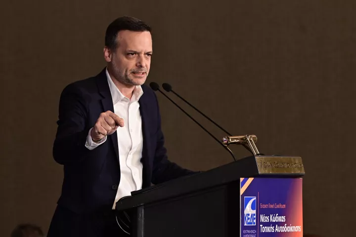 «Καρφιά» Δούκα κατά Ανδρουλάκη για ΠΑΣΟΚ: Η στρατηγική μας απέτυχε