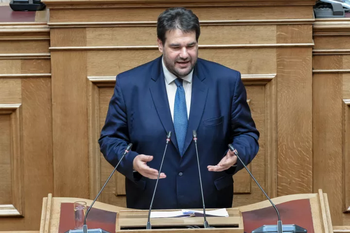 Θ. Λιβάνιος: Όποιος Έλληνας του εξωτερικού θέλει να ψηφίσει στις εθνικές εκλογές, θα μπορεί να παραλάβει το υλικό