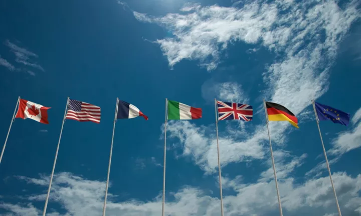 Γαλλία: Οι σχέσεις των χωρών της G7 πρέπει να βασίζονται στην εμπιστοσύνη, όχι στα μονομερή μέτρα