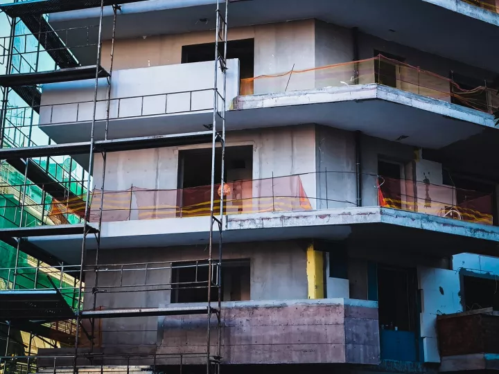 Πτώση 4,4% στην ιδιωτική οικοδομική δραστηριότητα της Ελλάδας τον Οκτώβριο