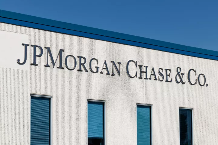 JPMorgan Chase - Bank of America: Θα συνεισφέρουν 1.000 δολάρια στους «λογαριασμούς Τραμπ»