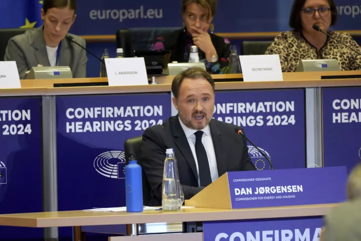 ΕΕ: Μετά τη Γροιλανδία, επικρατεί ανησυχία για την εξάρτησή της από το αμερικανικό φυσικό αέριο