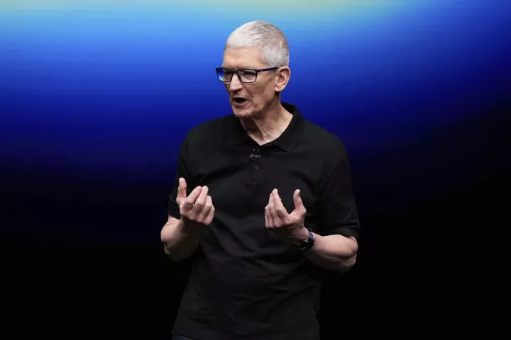 Ο Τιμ Κουκ της Apple δηλώνει «συντετριμμένος» για τα περιστατικά στη Μινεάπολη – Επικοινώνησε με τον Τραμπ