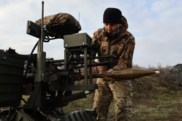 Ουκρανικά drones κατέστρεψαν 15 ρωσικά στρατιωτικά αεροσκάφη «αξίας $1 δισ.» σε αεροπορικές βάσεις (vid)