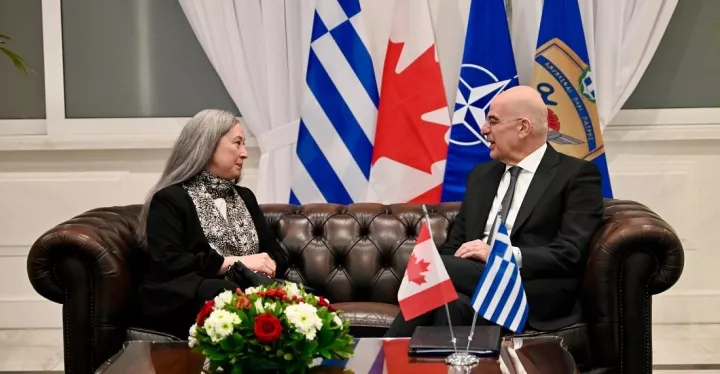 Συνάντηση Δένδια με Καναδέζα πρέσβη: Στο επίκεντρο η αμυντική συνεργασία Ελλάδας - Καναδά