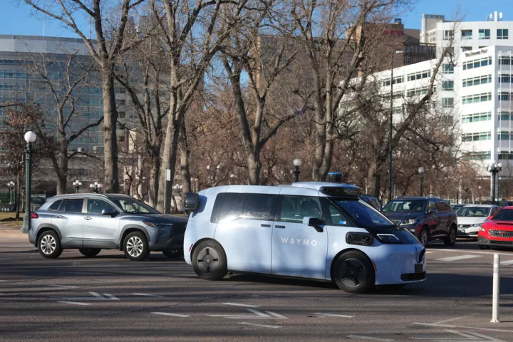 Waymo: Θα λανσάρει τα robotaxi στο Λονδίνο έως το τέταρτο τρίμηνο του 2026