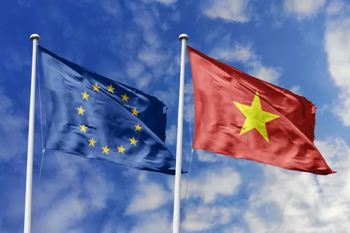 ΕΕ και Βιετνάμ αναβάθμισαν τις διπλωματικές τους σχέσεις