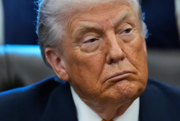 Ο Τραμπ εξετάζει νέο πλήγμα στο Ιράν - Καμία πρόοδος στις συνομιλίες για τα πυρηνικά, τα σενάρια για την «αλλαγή καθεστώτος»