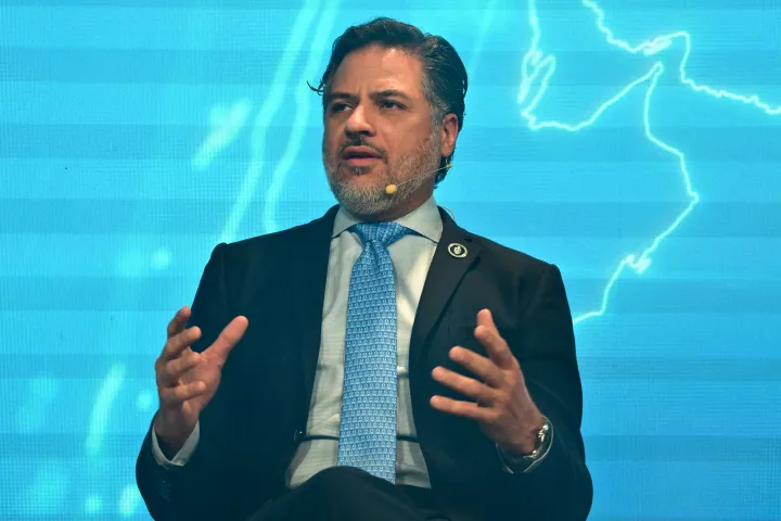 Βολτζ (Yπ. Ενέργειας ΗΠΑ):  Θέλουμε ο Κάθετος Διάδρομος να περάσει από τις σταγόνες στην πλημμύρα φυσικού αερίου