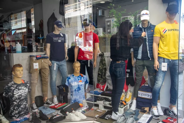 Λιανεμπόριο: Οριακή αύξηση 0,3% στον όγκο των πωλήσεων τον Νοέμβριο