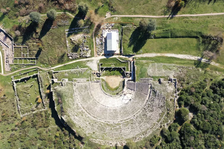 Πάμε θέατρο;