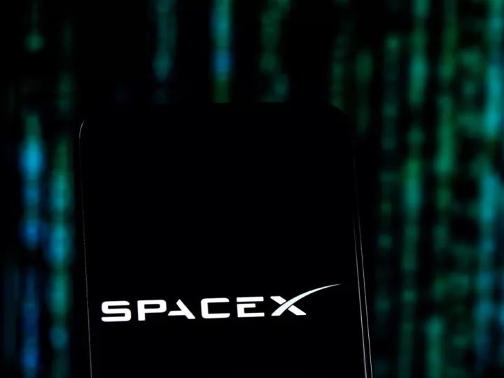 Ο Μασκ σκέφτεται τη συγχώνευση της SpaceX με την xAI, πριν από την πολυαναμενόμενη IPO
