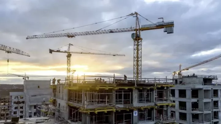 Οικοδομική δραστηριότητα: Ανθεκτικότητα στις άδειες, πιέσεις σε επιφάνεια και όγκο – Ο ρόλος της Κ. Μακεδονίας στον οικοδομικό χάρτη