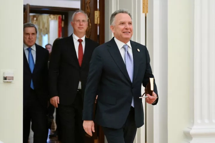 Γουίτκοφ: Παραγωγικές και εποικοδομητικές οι συνομιλίες με τη Ρωσία στη Φλόριντα