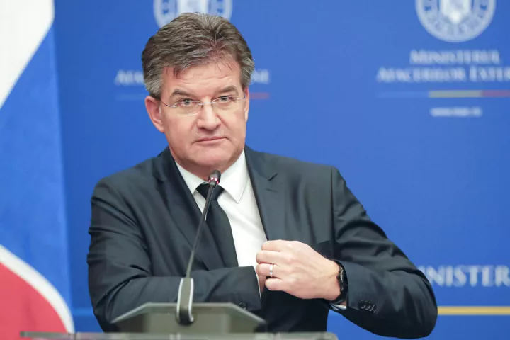 Παραιτήθηκε ο σύμβουλος εθνικής ασφαλείας της Σλοβακίας μετά τη δημοσίευση μηνυμάτων του με τον Έπσταϊν