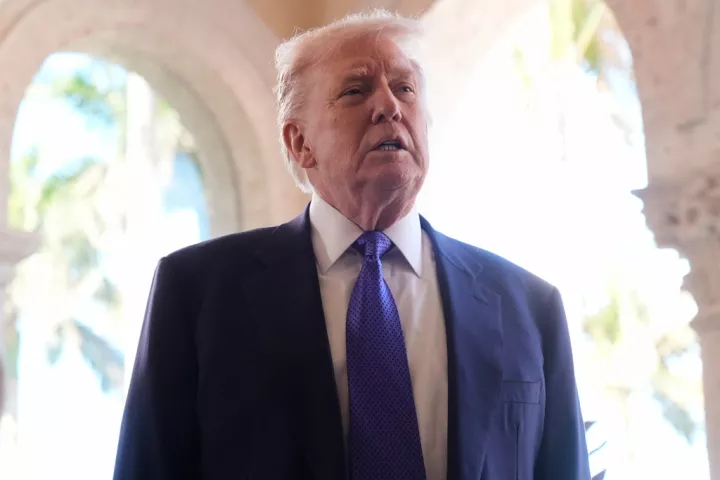 Τραμπ: Νομίζω ότι θα καταλήξουμε σε συμφωνία με την Κούβα