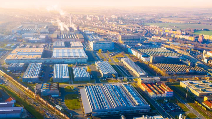 Η Κομισιόν υπογραμμίζει τη στρατηγική Made in Europe για τη βιομηχανία 