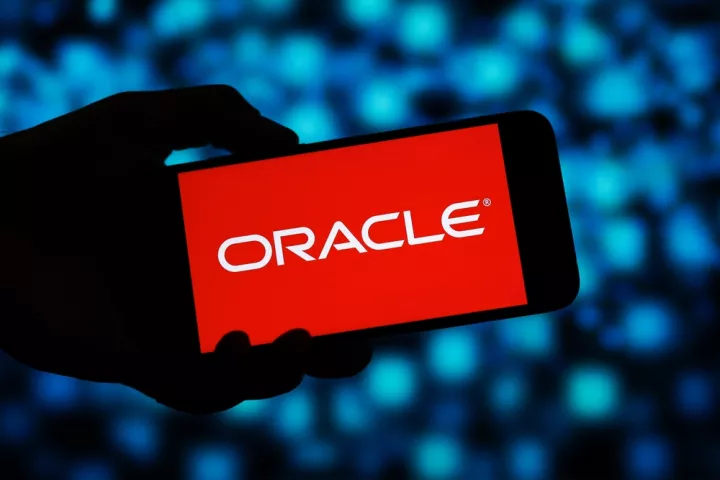 Oracle: Στόχος η άντληση 50 δισ. δολαρίων για τις υποδομές cloud