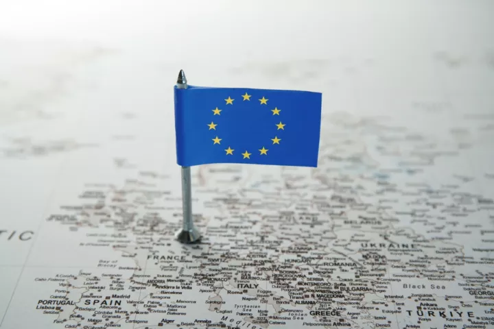 ΕΚΤ: Το 10% των επιχειρήσεων της Ευρωζώνης αναμένει μείωση των κερδών - Ο ρόλος της AI