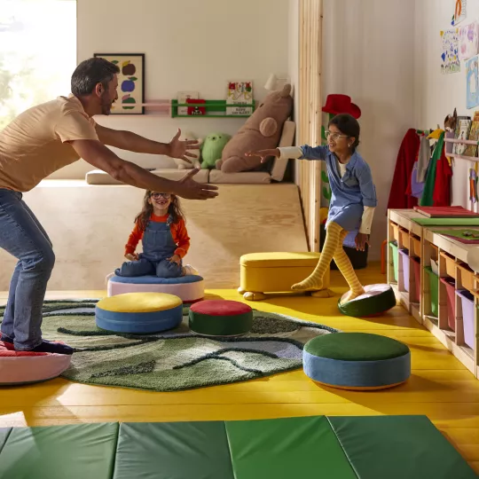 Η ΙΚΕΑ φέρνει περισσότερο παιχνίδι στο σπίτι με τη νέα συλλογή GREJSIMOJS