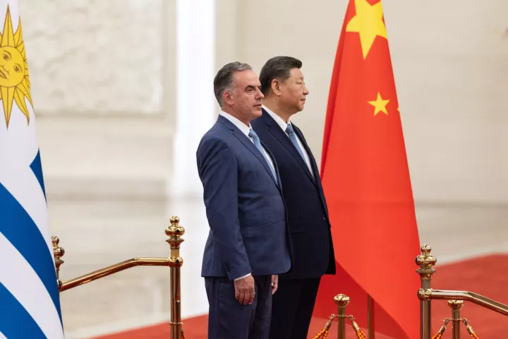 Συνάντηση Σι - Ορσί: Η Κίνα και η Ουρουγουάη πρέπει να συνεργαστούν