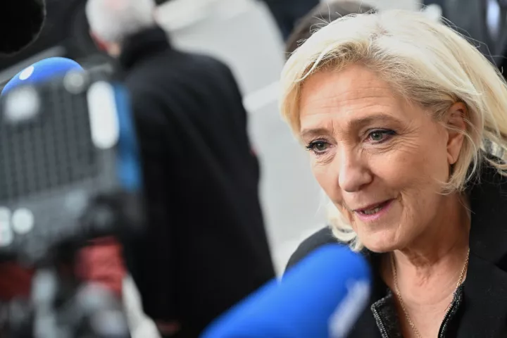  Γαλλία: Οι αρχές θέλουν και σε δευτεροβάθμιο βαθμό το εκλογικό «στοπ» στην Λεπέν