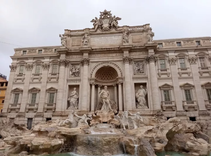 Φοντάνα ντι Τρέβι: Όταν ο θαυμασμός ενός δημοσίου μνημείου κοστίζει