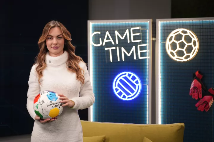 Η Κόνι Θεοδώρου βάζει πέναλτι… αλά Πανένκα στο Allwyn Game Time