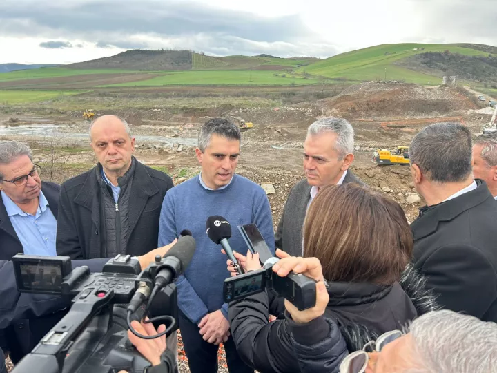 Χ. Δήμας: Σε εξέλιξη τα έργα αποκατάστασης του οδικού δικτύου στη Θεσσαλία  