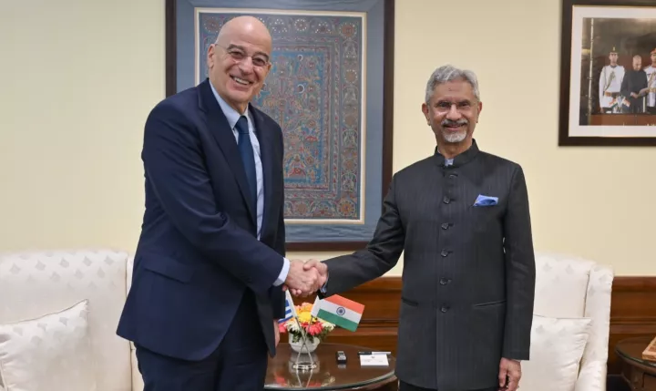 Συνάντηση Δένδια με Ινδό ΥΠΕΞ - Στην ατζέντα οι διεθνείς και περιφερειακές εξελίξεις
