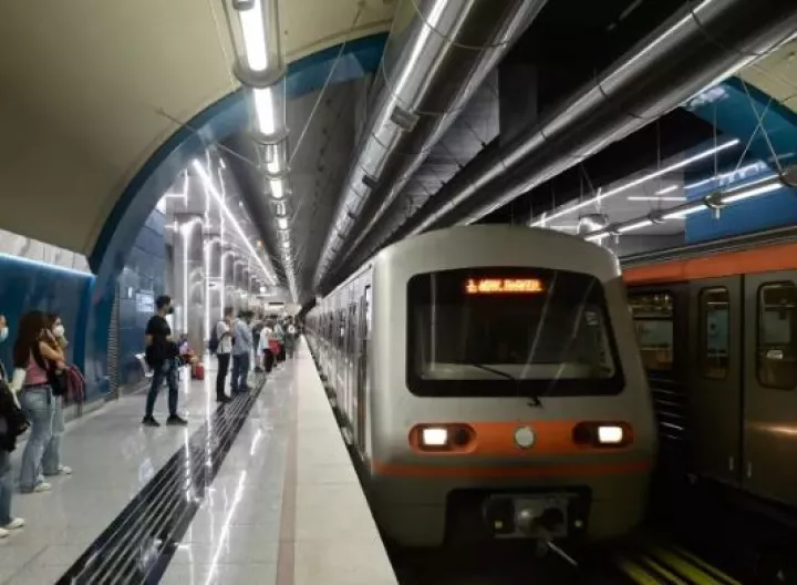 Μέσα Μαζικής Μεταφοράς: Αυξάνονται στα 100 ευρώ τα πρόστιμα – «Καμπάνες» έως 40.000 ευρώ για γκράφιτι