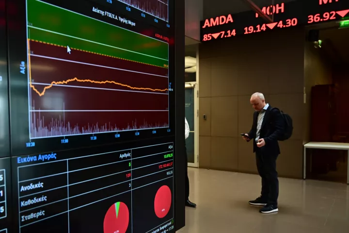 Η αύξηση των ενεργών κωδικών και η προσέλκυση Ελλήνων επενδυτών το επόμενο στοίχημα για το ΧΑ