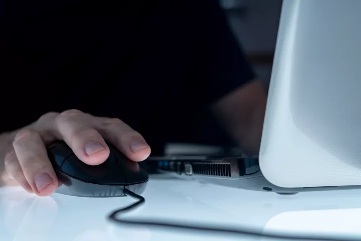 Κομισιόν: Σχέδιο δράσης κατά του cyberbullying για την προστασία των νέων στο διαδίκτυο