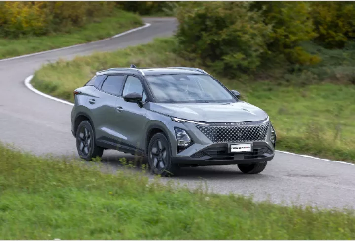 Ένα υβριδικό SUV σε τιμή που δεν θα πιστεύετε…