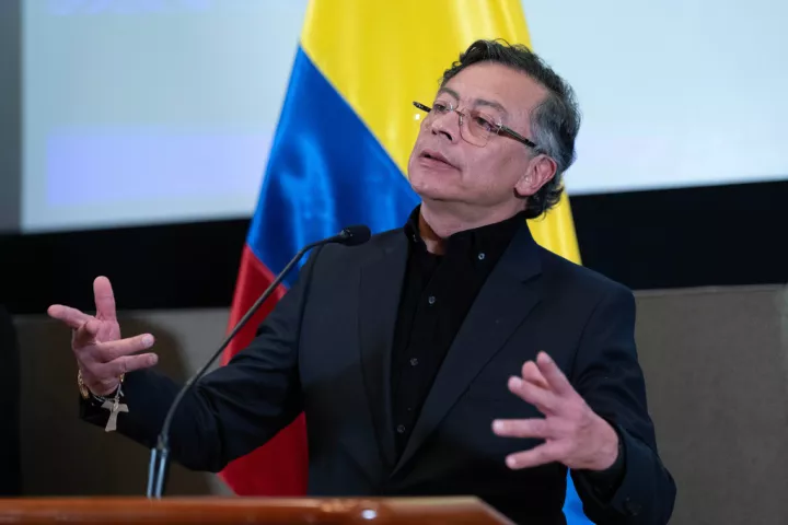 Κολομβία: Ο πρόεδρος Πέτρο λέει ότι γλίτωσε από απόπειρα δολοφονίας