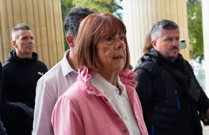 Γαλλία: Η Le Monde δημοσιεύει αποσπάσματα από την αυτοβιογραφία της Ζιζέλ Πελικό