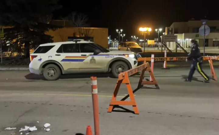 Μακελειό στον Καναδά: Έφηβο τρανς άτομο ο δράστης, σύμφωνα με τα ΜΜΕ - Στους 10 οι νεκροί (vid)