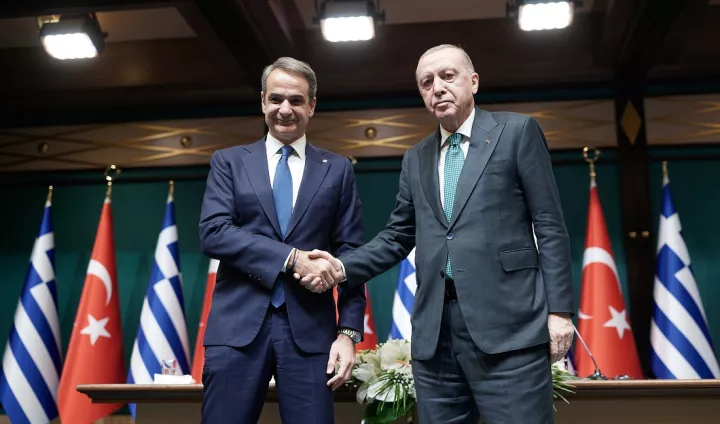 Bloomberg: Συμφιλιωτικοί τόνοι Μητσοτάκη - Ερντογάν μετά τις συνομιλίες στην Άγκυρα