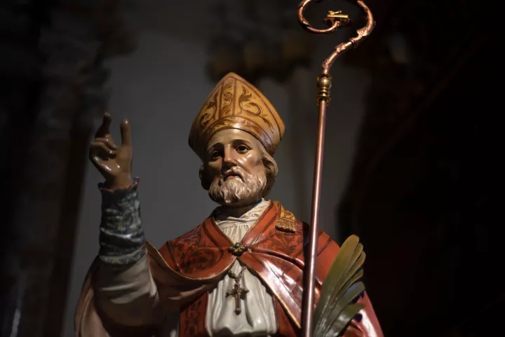 Ο Άγιος και οι καρδούλες 