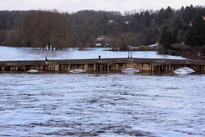 Καταιγίδα Νιλς: Πλημμύρες σε Γαλλία και Ισπανία - Τρεις νεκροί