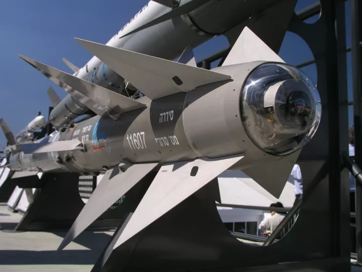 «Ασπίδα του Αχιλλέα»: Πώς η Τεχνητή Νοημοσύνη μπαίνει στην υπηρεσία των Ενόπλων Δυνάμεων