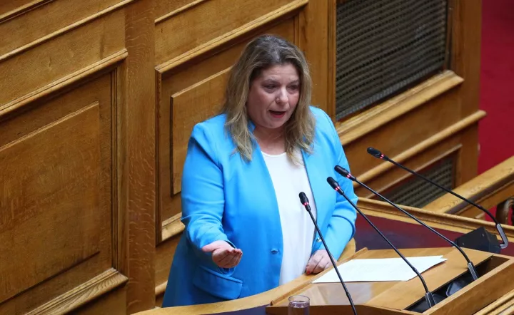 Μ. Συρεγγέλα για Κωνσταντοπούλου: Δεν μπορεί να είναι δικαστής των πάντων - «Ακυβέρνητο καράβι» το κόμμα της, οδεύει σε διάλυση