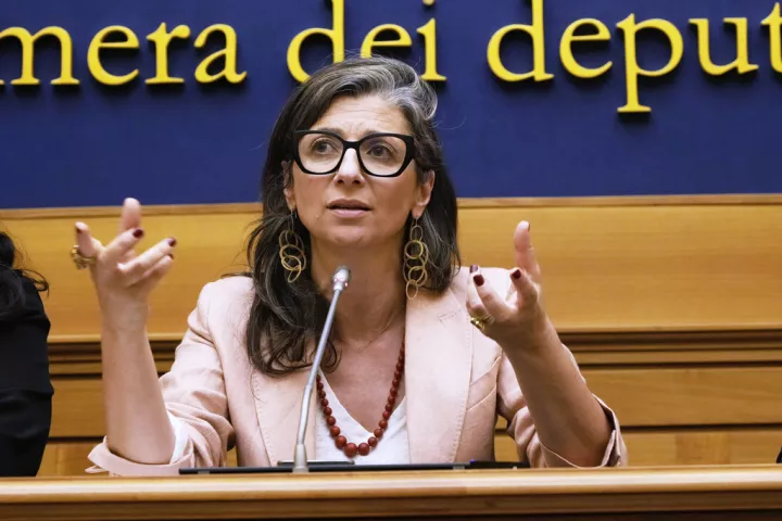 Η Φραντσέσκα Αλμπανέζε και ο ευρωπαϊκός αντισημιτισμός