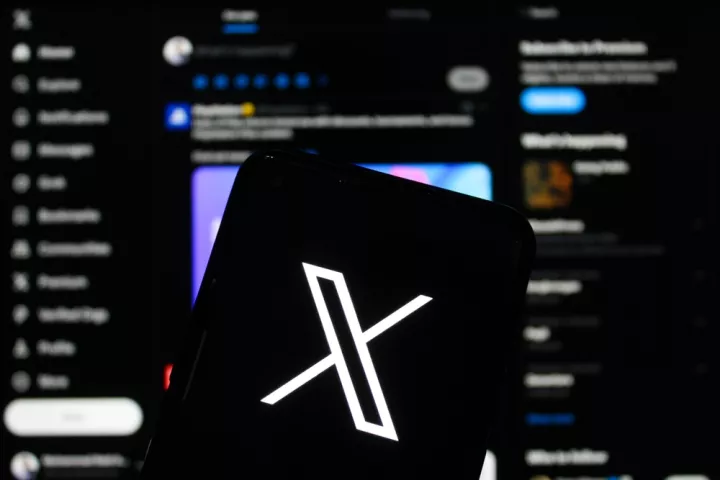 Έπεσε η πλατφόρμα Χ για εκατομμύρια χρήστες σε όλον των κόσμο