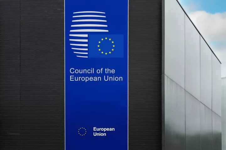 EE: Ενέκρινε επίσημα το σχέδιο της Ελλάδας για το SAFE