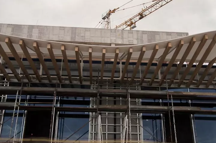 LAMDA Development - Riviera Galleria: Σε προχωρημένο στάδιο τα έργα του νέου εμπορικού προορισμού στο Ελληνικό (vid)